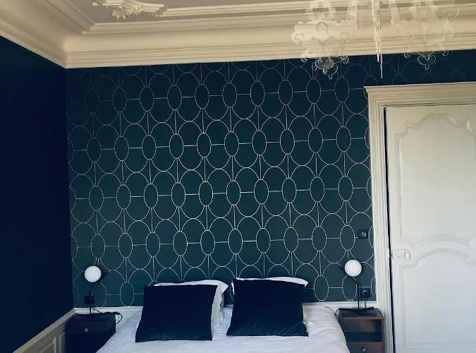 Le Chateau Du Chatelard Bed & Breakfast *