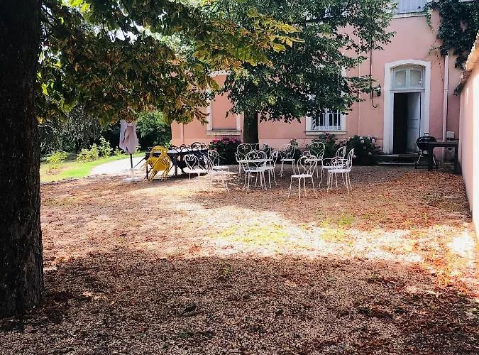 Bed & Breakfast Le Chateau Du Chatelard
