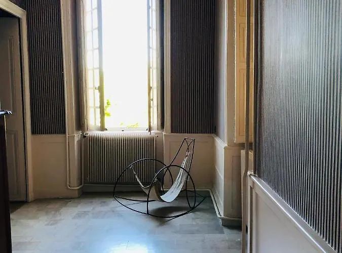 Le Chateau Du Chatelard Bed & Breakfast *
