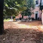 Bed & Breakfast Le Chateau Du Chatelard