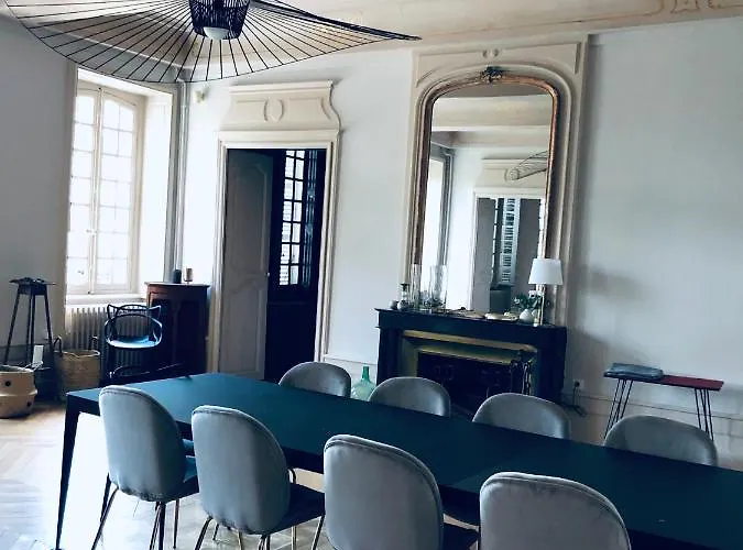 فندق مبيت وإفطار Le Chateau Du Chatelard